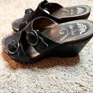 Dansko‎ Sandal Clog, size 38. Worn and loved, but so much life left.